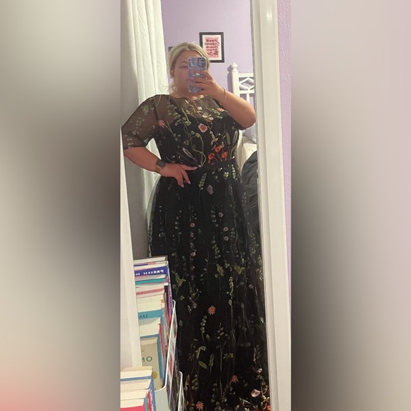 Black multi print dress with florals - Picture 3 of 4